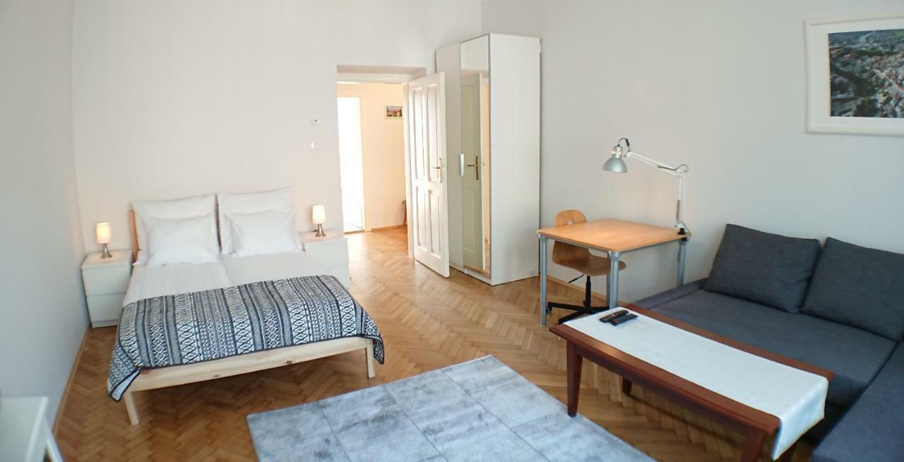 Apartment For You Krasków Exterior foto